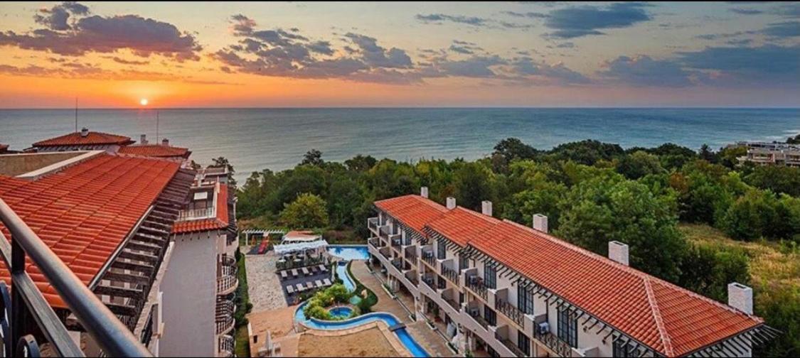 Crosswaybg Apartment Obzor Bagian luar foto